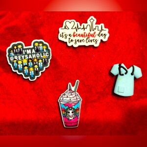 NWOT Greys Anatomy 4 piece magnet set!